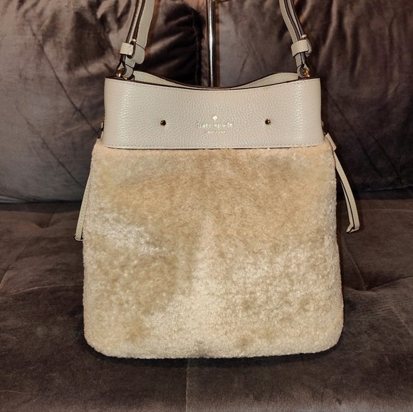 NWOT KATE SPADE MARTI FAUX FUR BUCKET SHOULDER BAG LIGHT SAND - Picture 10 of 15